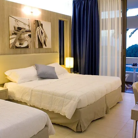 Mclub Lipari מלון 4*