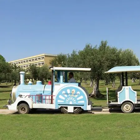 Mclub Lipari שאקה