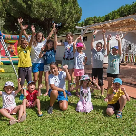 Mclub Lipari מלון