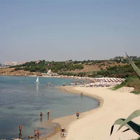 Mclub Lipari 4*